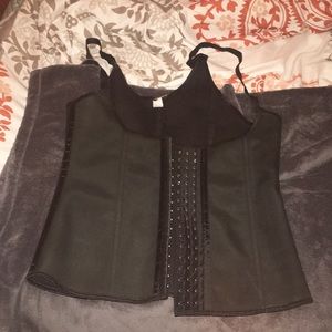 Latex waist trainer